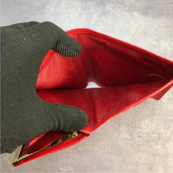 Yves Saint Laurent Vibrant Red Leather Accessory - Picture 10 of 13